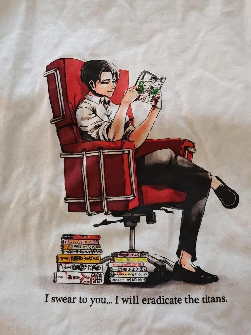 Uniqlo Attack on Titan Levy T-shirt 👕